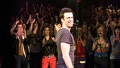 Gavin Creel video-  Gavin Creel