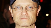 Standing opening – David Hyde Pierce