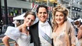 Cinderella at Macy's Parade - Laura Osnes- Santino Fontana- Victoria Clark