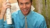 Photo Op - Ashley Parker Angel goes into Hairspray - getting dressed 3