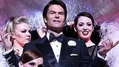 Photo Op - Harry Hamlin and Lisa Rinna do press for Chicago - Harry Hamlin surrounded by girls