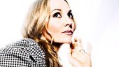 Gotta Dance - Shannon Lewis - 5