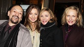 Shawn Elliott, wife Donna Murphy, Kim Cattrall and Laila Robins make one cute quartet at Wit. 