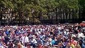 Photo Op - Broadway in Bryant Park 07-26-07 - crowd