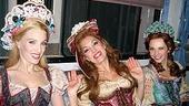 Photo Op - Thanksgiving Day Parade by Sutton Foster - Renee Feder - Christina Marie Norrup - Jennifer Lee Crowl