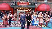 Photo Op - Thanksgiving Day Parade by Sutton Foster - performance 4