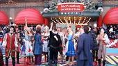 Photo Op - Thanksgiving Day Parade by Sutton Foster - performance 10