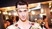 Follies’ John Carroll plays Kyle Dean Massey’s Prince in Happy Endings. (With those abs, it is a happy ending indeed.) 