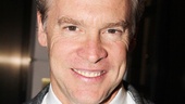 Enemy – Opening – Tate Donovan