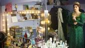 Sutton Foster backstage at Shrek – sleeves
