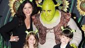 Catherine Zeta-Jones at Shrek the Musical – Catherine Zeta-Jones – Brian d’Arcy James – Carys – Dylan