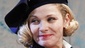 Kim Cattrall as Amanda in Private Lives.