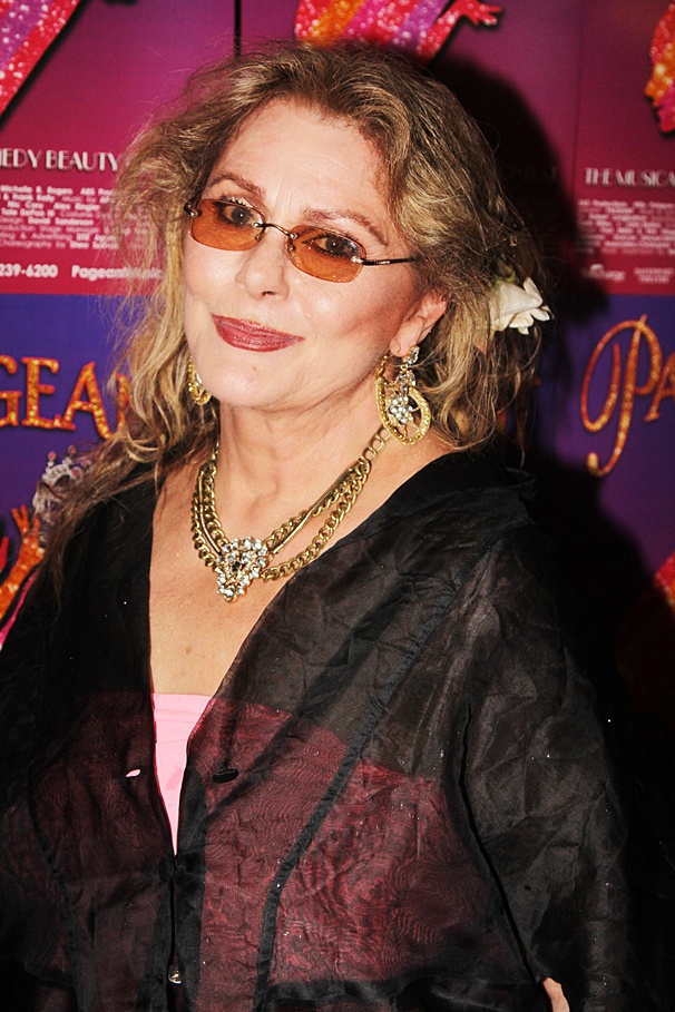 Elizabeth Ashley Biography | Theatre.com